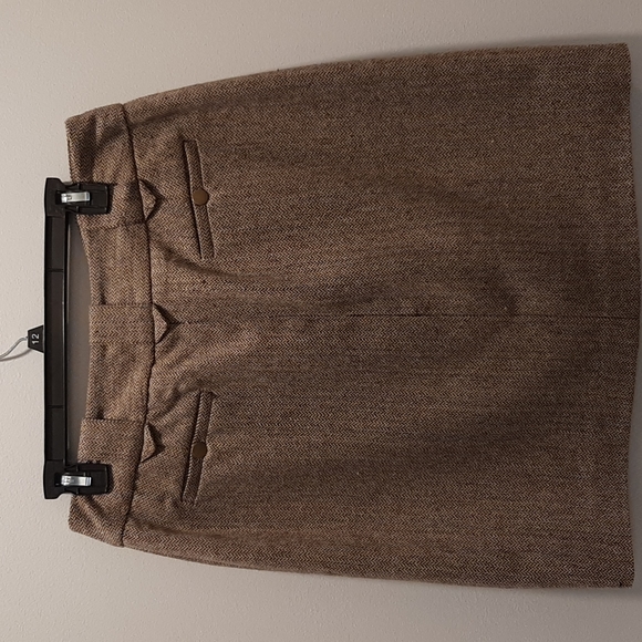 Brown/Tan Tweed Knee Length Wool Skirt, Size 8 - Picture 6 of 8